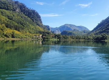 bosnia-and-herzegovina/herzegovina/landmark/kamp-boracko-jezero
