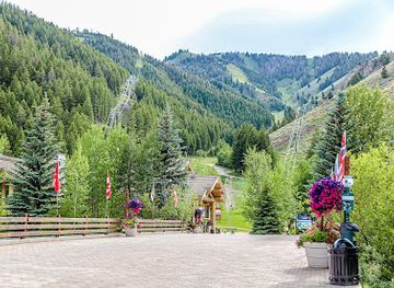 idaho/ketchum/landmark/sun-valley-resort