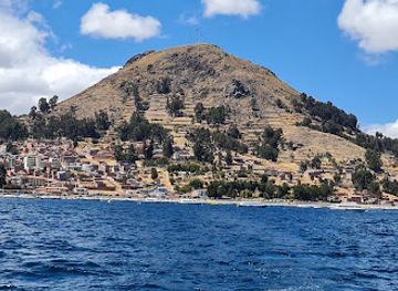 bolivia/la-paz-valley/landmark/copacabana-la-paz