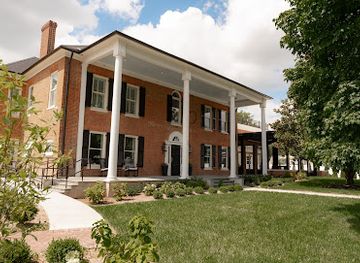 kentucky/elizabethtown/landmark/the-house-on-helm