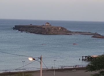 cabo-verde/praia-de-atalaia/landmark/quintal-da-musica