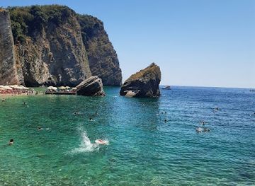 montenegro/budva-riviera/landmark/four-hooves-beach