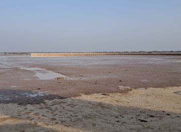 pakistan/cholistan-desert/landmark/dilwash-stadium