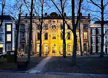 netherlands/the-hague/museumkwartier/landmark/house-huguetan