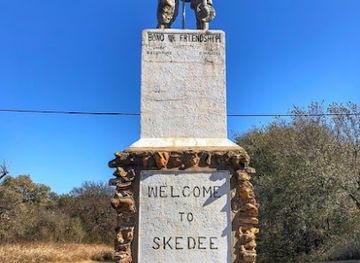 oklahoma/eastern-oklahoma/landmark/historic-skedee-monument