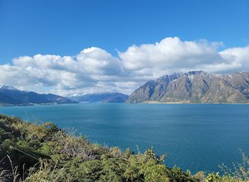 new-zealand/mount-aspiring-national-park/landmark/lake-hawea-lookout