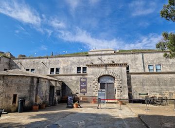 croatia/pula/landmark/aquarium-pula