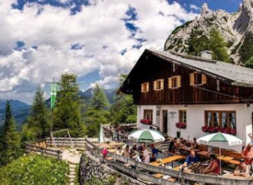 austria/karwendel/landmark/mittenwalder-hutte