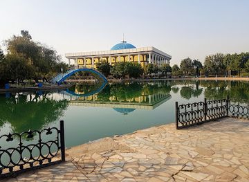uzbekistan/tashkent/landmark/national-park-of-uzbekistan-named-after-alisher-navoi
