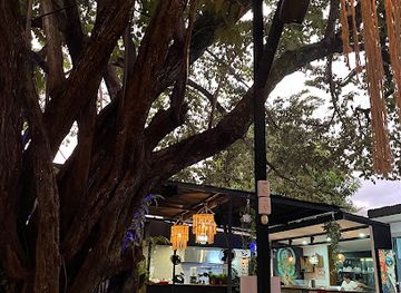 costa-rica/tamarindo/landmark/el-terreno-urban-food-bouldering