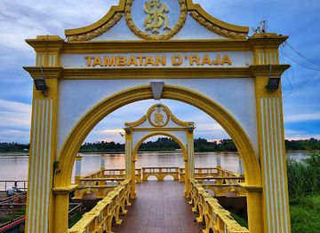 malaysia/east-coast/landmark/menara-tinjau-tambatan-diraja