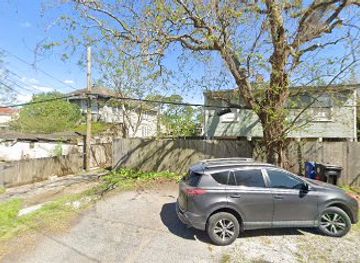 louisiana/new-orleans/landmark/mckenna-walk