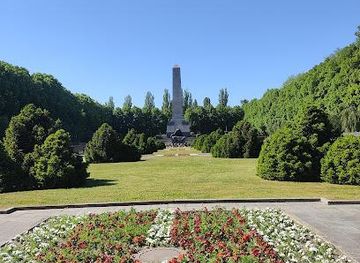 germany/berlin/landmark/soviet-war-memorial