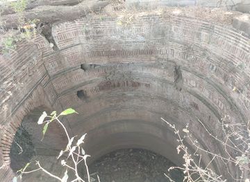 india/nashik/college-road/landmark/traditional-step-well