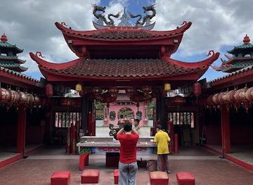 singapore/east-coast-park/landmark/dewa-tua-pek-kong