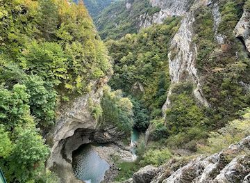 georgia/racha-lechkhumi-and-kvemo-svaneti/landmark/adventure-camping