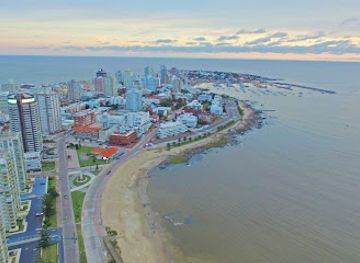 uruguay/punta-del-este/landmark/playa-mansa