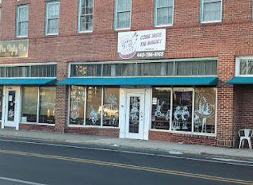 maryland/salisbury/landmark/mad-hatter-cafe