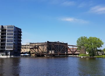 wisconsin/milwaukee/landmark/historical-marker-327-sinking-of-the-lady-elgin