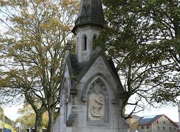 ireland/county-louth/landmark/kelly-s-monument