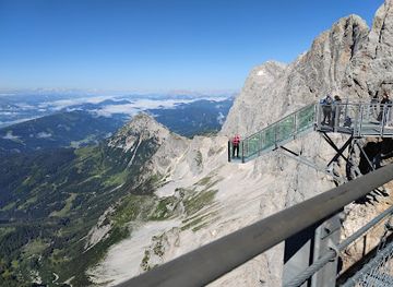 austria/dachstein-mountains/landmark/dachstein-gletscher-schladming-dachstein