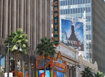 california/hollywood/landmark/el-capitan-theatre
