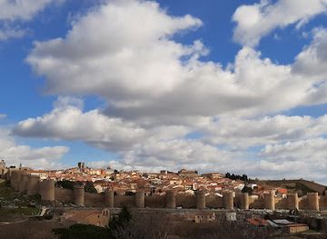 spain/avila/landmark/ciudad-vieja-de-avila-e-iglesias-extramuros