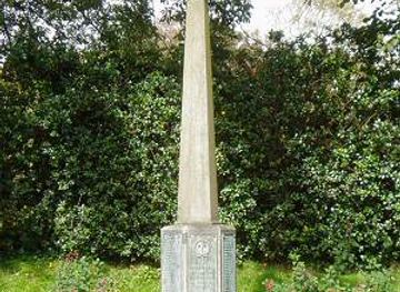 guernsey/st-martin/landmark/st-martin-s-parish-memorial