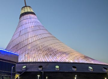 kazakhstan/nur-sultan/khan-shatyr-entertainment-center/landmark/khan-shatyr