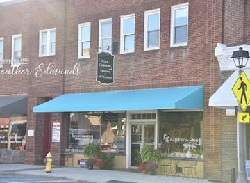 north-carolina/mooresville/landmark/four-corners-framing-and-gallery