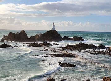 jersey/st-brelade/landmark/strong-point-corbiere