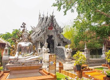 thailand/lanna/landmark/wat-sri-suphan