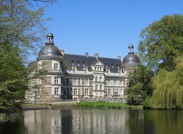france/angers/landmark/chateau-de-serrant