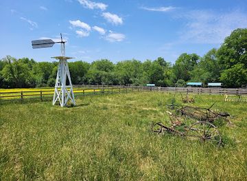 illinois/schaumburg/landmark/volkening-heritage-farm-at-spring-valley
