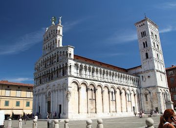 italy/lucca/landmark/museum-of-villa-mansi