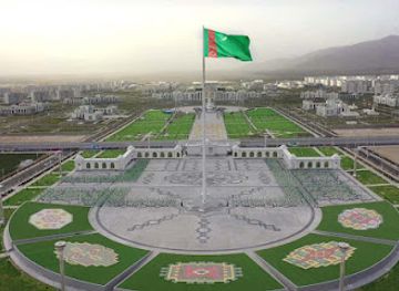 turkmenistan/ahal-region/landmark/flagpole-of-the-state-flag-of-turkmenistan
