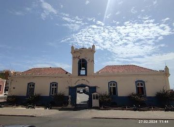 cabo-verde/praia/landmark/quartel-jaime-mota