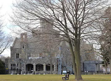 Hempstead House