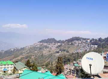 india/darjeeling/landmark/queen-of-hills