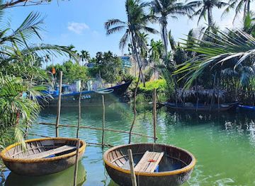 vietnam/south-central-coast/landmark/cam-nam-island