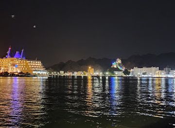 oman/muscat/muttrah/landmark/mutrah-beach