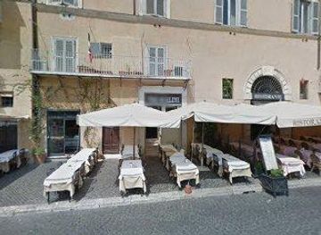 vatican-city/vatican-necropolis/landmark/piazza-navona-34