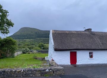 ireland/sligo/landmark/dolly-s-cottage