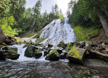 oregon/marion-county/landmark/diamond-creek-falls