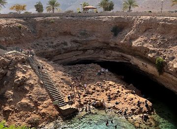 oman/al-hajar-ash-sharqi/landmark/hawiyat-najm-park