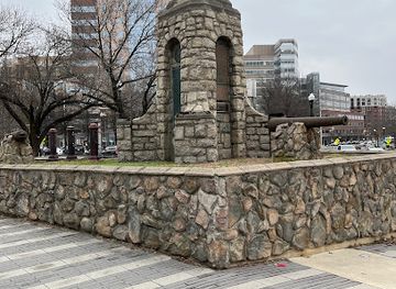 virginia/arlington/landmark/clarendon-war-memorial