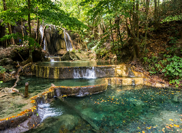 indonesia/pulau-moyo/landmark/moyo-island