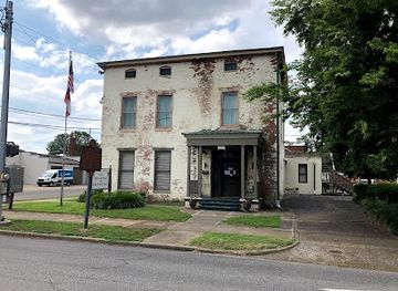 kentucky/paducah/landmark/lloyd-tilghman-house-civil-war-museum