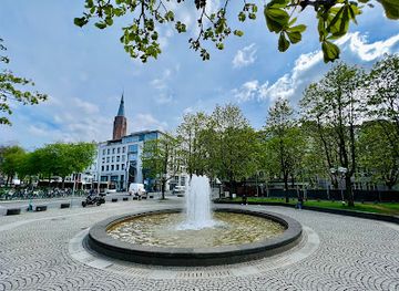 germany/bonn/landmark/bonn-zentrum-springbrunnen