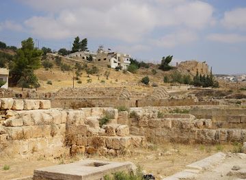 jordan/ajloun-forest-reserve/landmark/temple-of-artemis